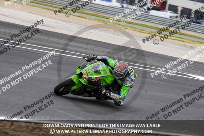 cadwell no limits trackday;cadwell park;cadwell park photographs;cadwell trackday photographs;enduro digital images;event digital images;eventdigitalimages;navarra;no limits trackdays;peter wileman photography;racing digital images;trackday digital images;trackday photos